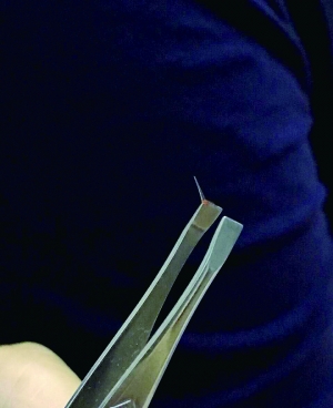 苹果钢化膜为什么会无缘无故裂掉,苹果钢化膜一碰就碎怎么回事