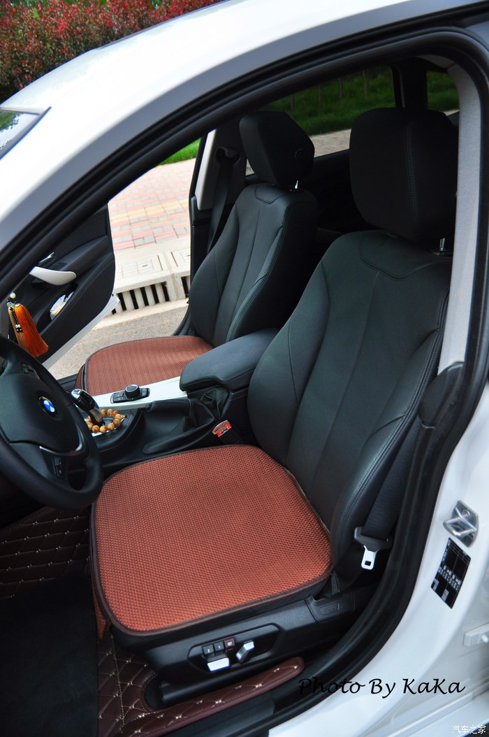 宝马三系320和gt的区别,比3系高级的中级车