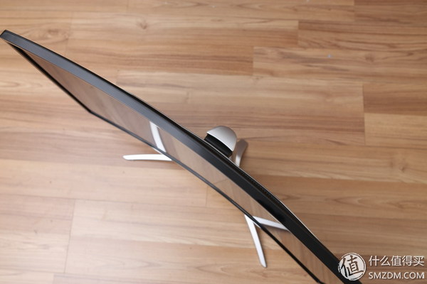 100%srgb电竞显示屏,100%srgb和90%p3色域显示器