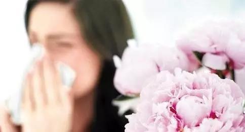 脸红身上有红疹是怎么回事,春天出去玩回家脸上起红疹怎么办