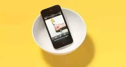 大姨妈弄床单上隔多久就洗不掉了,大姨妈弄到床单上怎么洗得干净