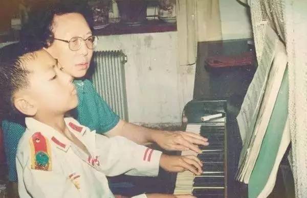 钢琴天才郎朗的故事,郎朗的天赋和勤奋