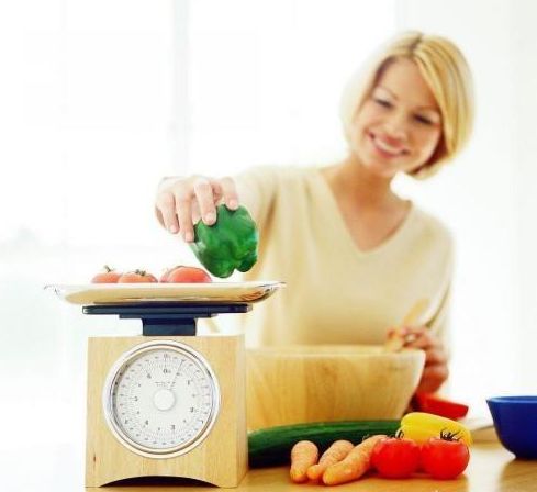 怀孕三个月多不想吃东西正常吗,怀孕三个月老是想吃东西什么原因