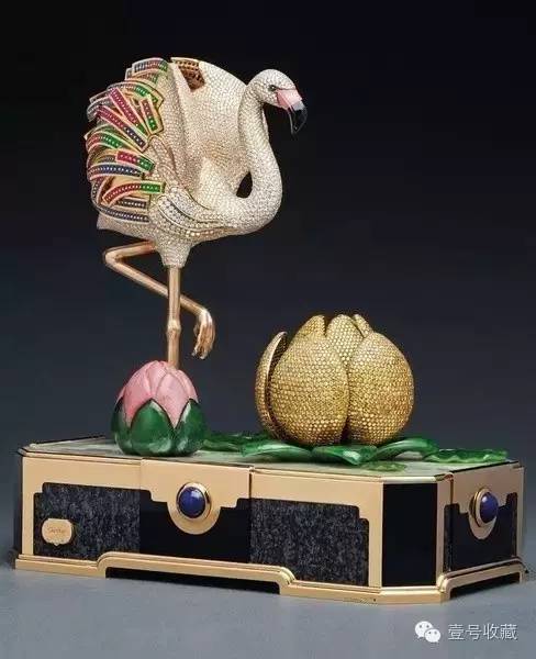 欧洲古董钟白色珐琅表盘,富玩珠宝穷玩表