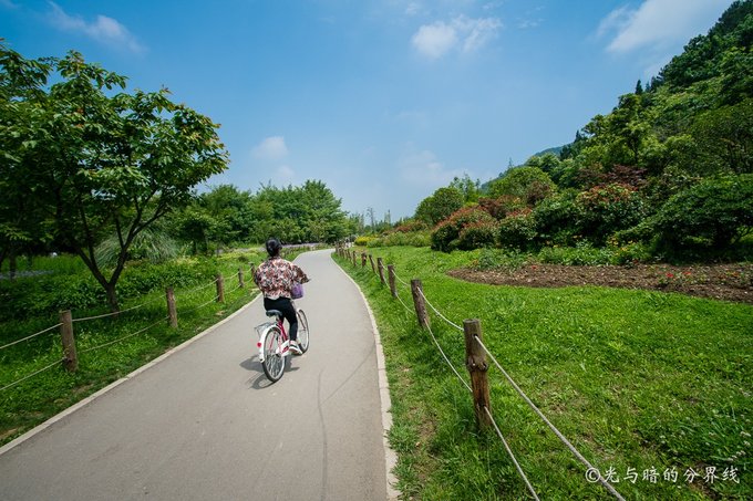黄果树西江荔波镇远5日游多少钱,贵州小七孔黄果树千户苗寨三日游