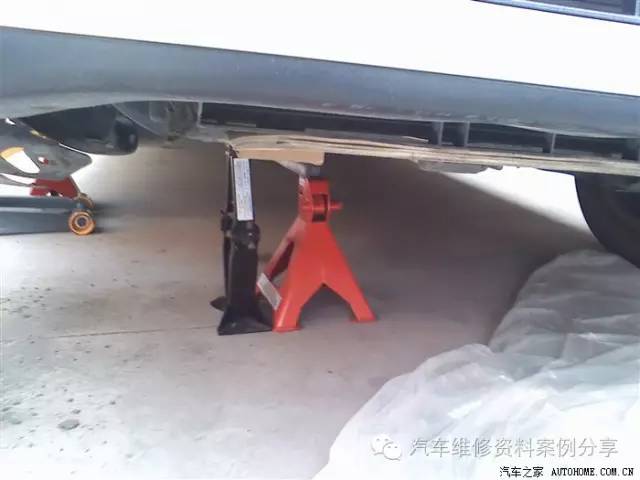 荣威rx51.8t更换正时皮带,荣威550更换正时皮带教程