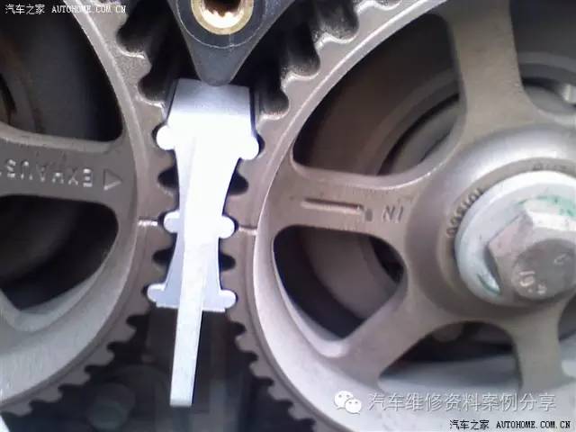 荣威rx51.8t更换正时皮带,荣威550更换正时皮带教程