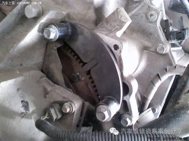荣威rx51.8t更换正时皮带,荣威550更换正时皮带教程