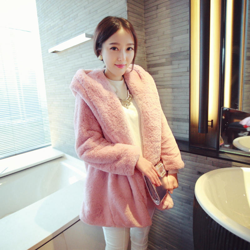 假皮草怎么搭配,假皮草长款