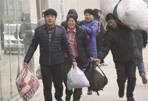 黄牛为什么能倒卖火车票,现在还有黄牛倒卖火车票吗