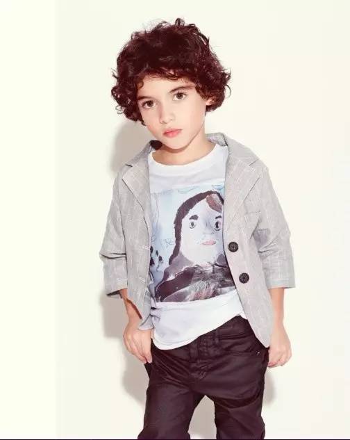 比理发店好的发型,潮男发型在家自己做