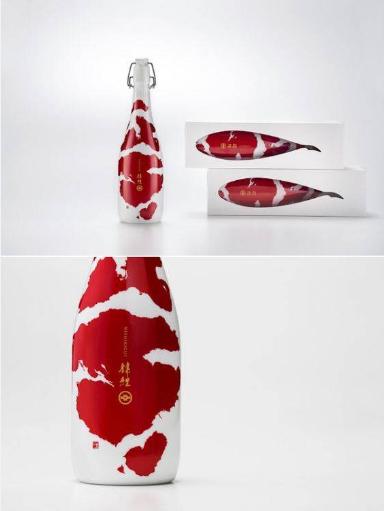 小瓶子们装的不是水，是逼格。