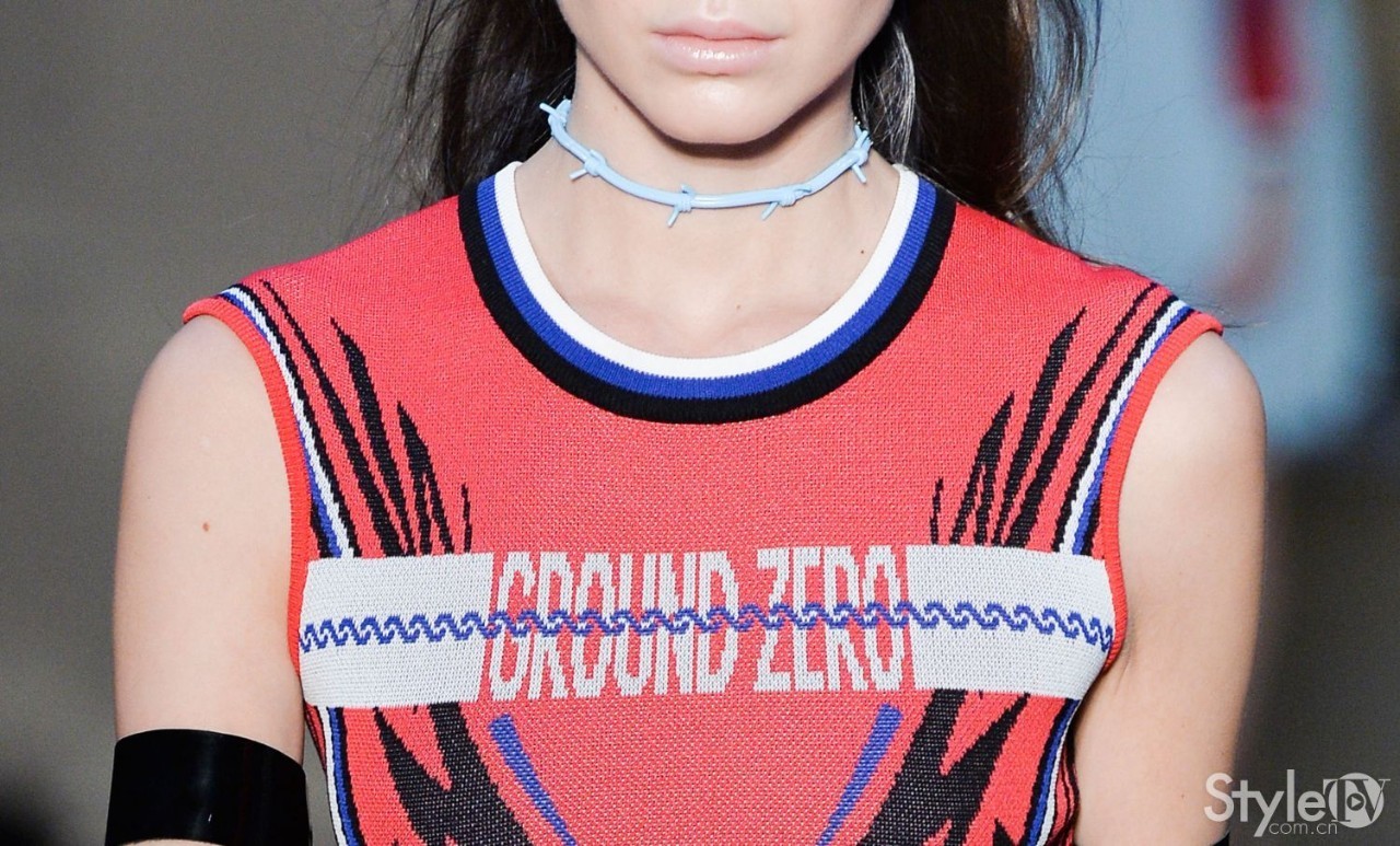 这个英国品牌又潮又有趣，最重要的是设计师型过金城武