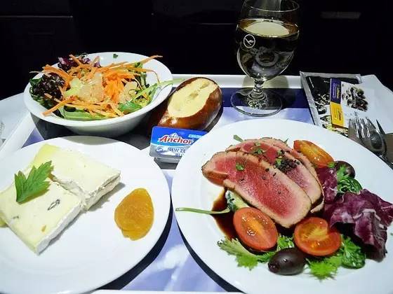 订机票的技巧携程,订机票的过程和一些关注事项