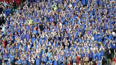 欧洲杯聊什么,欧洲杯足球热粘合