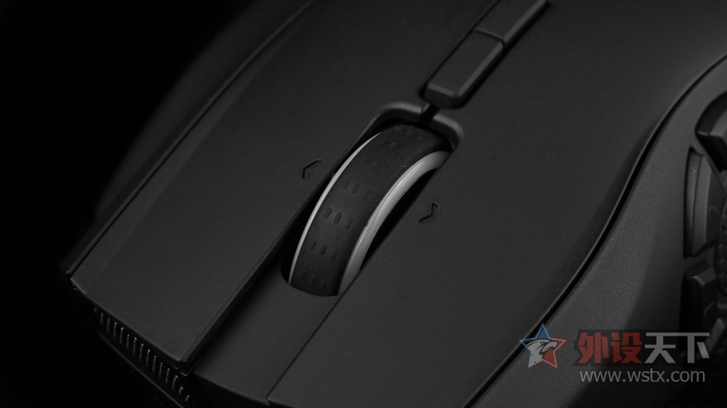 razer雷蛇那伽梵蛇进化版,razer雷蛇毒蝰迷你版鼠标测评