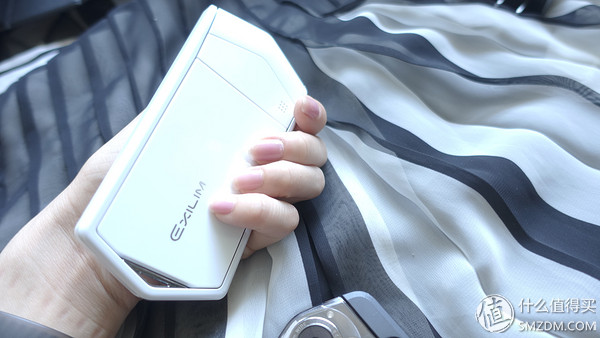 卡西欧tr600拍照没有美颜,卡西欧自拍神器tr600测评