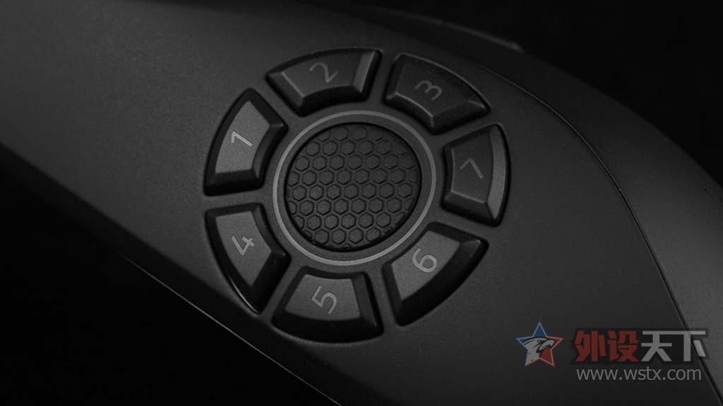 razer雷蛇那伽梵蛇进化版,razer雷蛇毒蝰迷你版鼠标测评