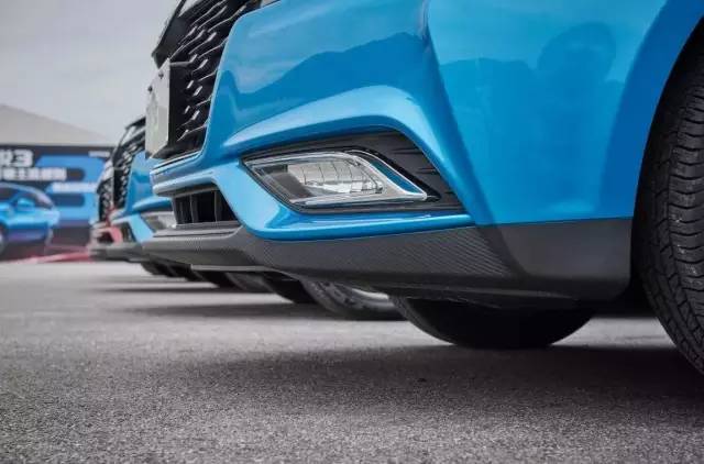 试驾纳智捷锐3：入门家轿？好用就是王道！