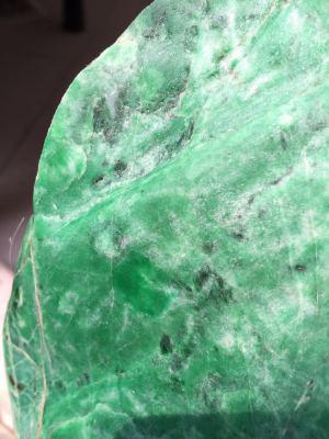 绿色的原石值多少钱,新料子价格