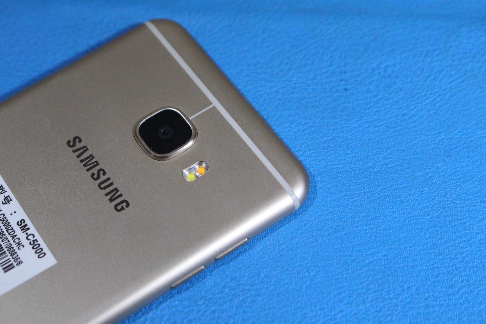 三星galaxyc55小白测评,三星galaxyc5价格及参数配置