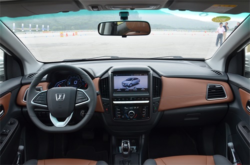 全新纳智捷试驾,纳智捷锐3真实油耗