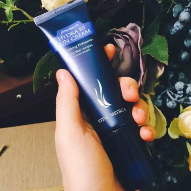 ahcb5玻尿酸精华适合什么季节,ahcb5的护肤品怎么样