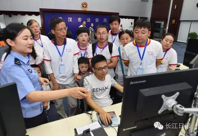 报警打110还是本地派出所电话,打110报警会被泄露电话吗