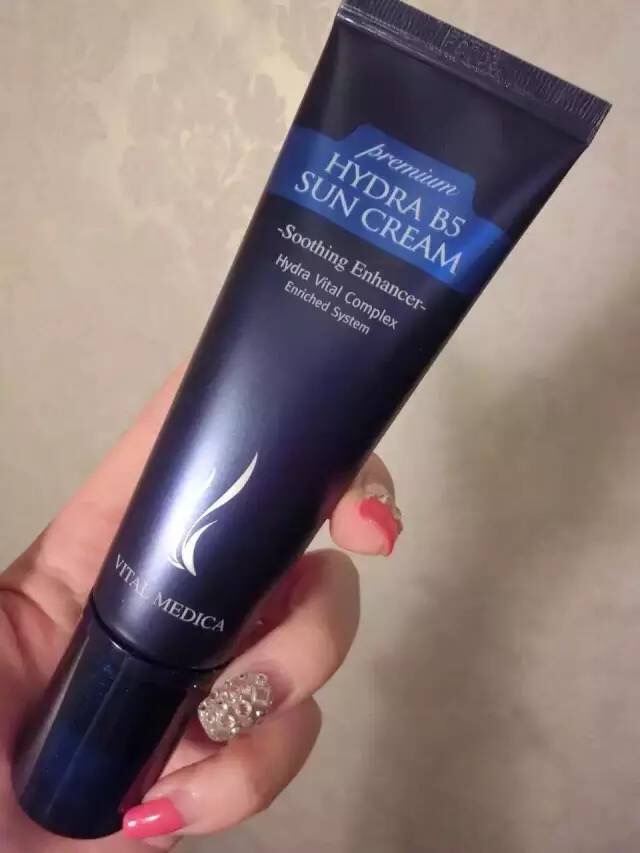 ahcb5玻尿酸精华适合什么季节,ahcb5的护肤品怎么样