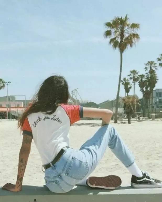 绉嶈崏澶嶅彜琛ｆ湇,鍒樿瘲璇梫intage鍐欑湡