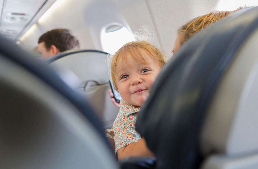 3个月婴儿坐飞机最全攻略,儿童乘机攻略