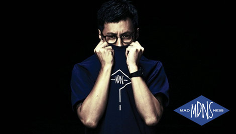 郑恺王嘉尔潮牌,余文乐开的潮牌店