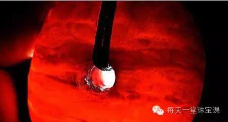 认识假蜜蜡没什么了不起，90%的人都被优化蜜蜡给“坑”了！