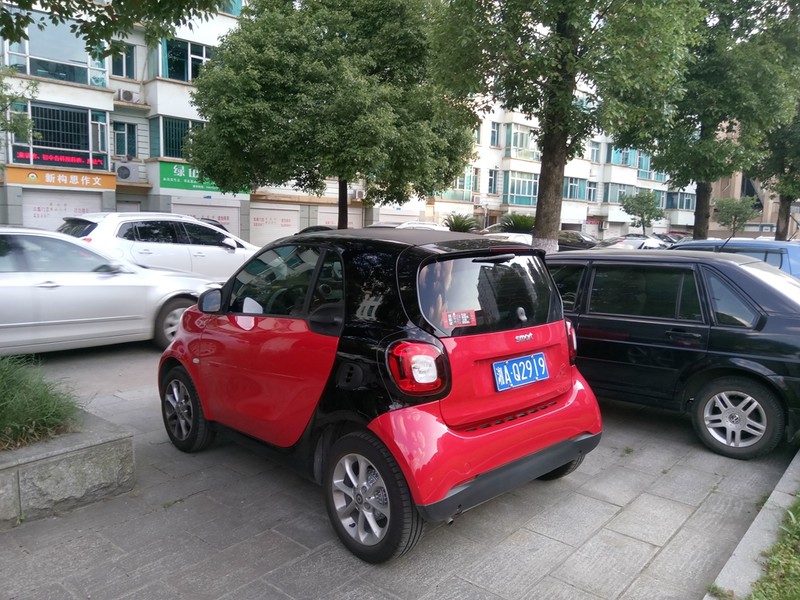 乐2为什么那么便宜,乐2什么时候出的