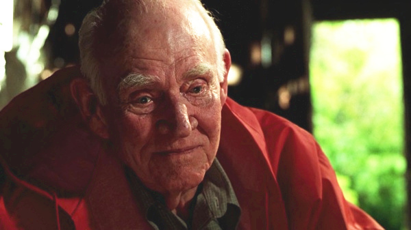 他天生有特异功能，被他触摸的人活过104岁，一个吻让癌症痊愈