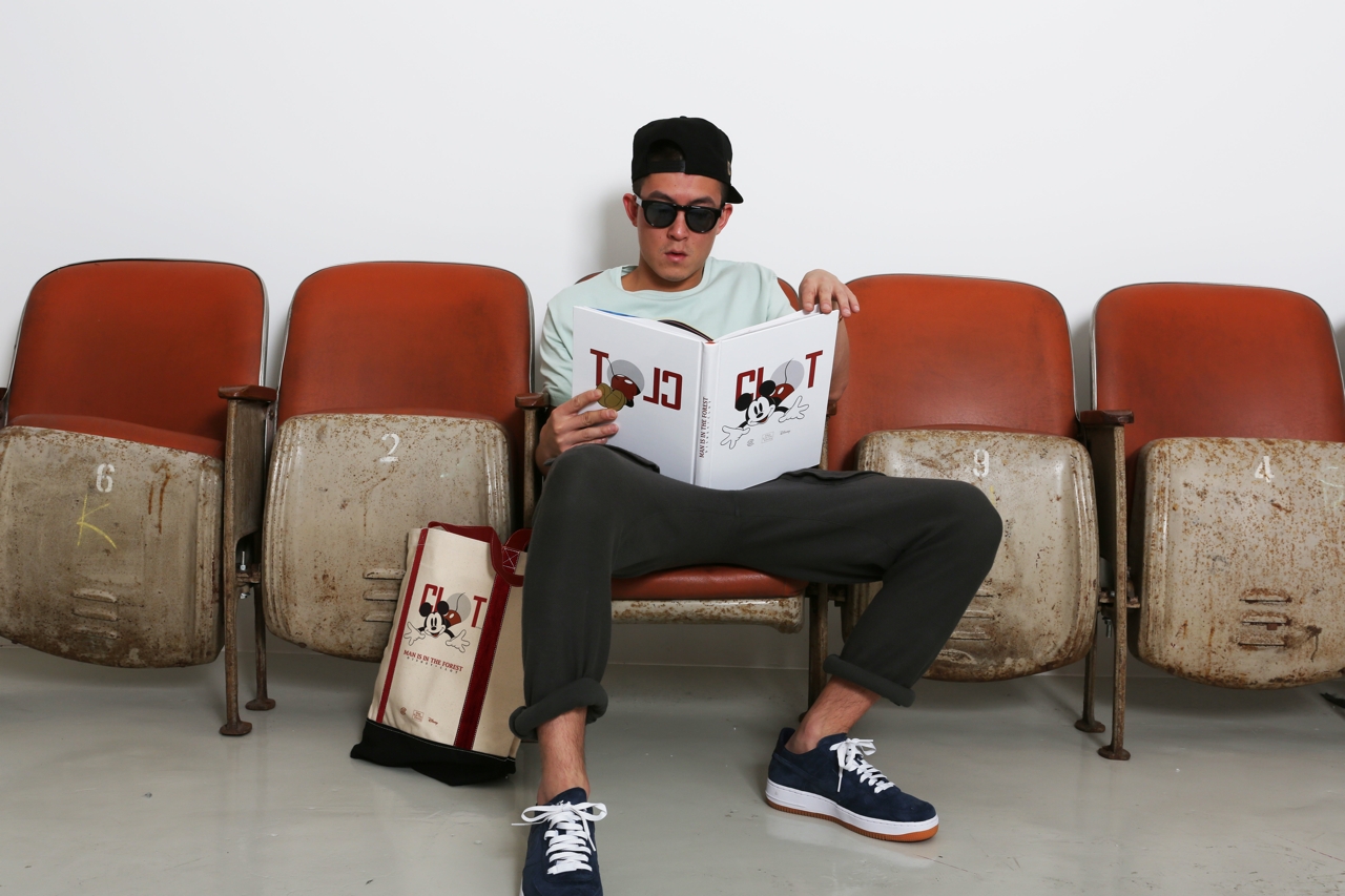 郑恺王嘉尔潮牌,余文乐开的潮牌店