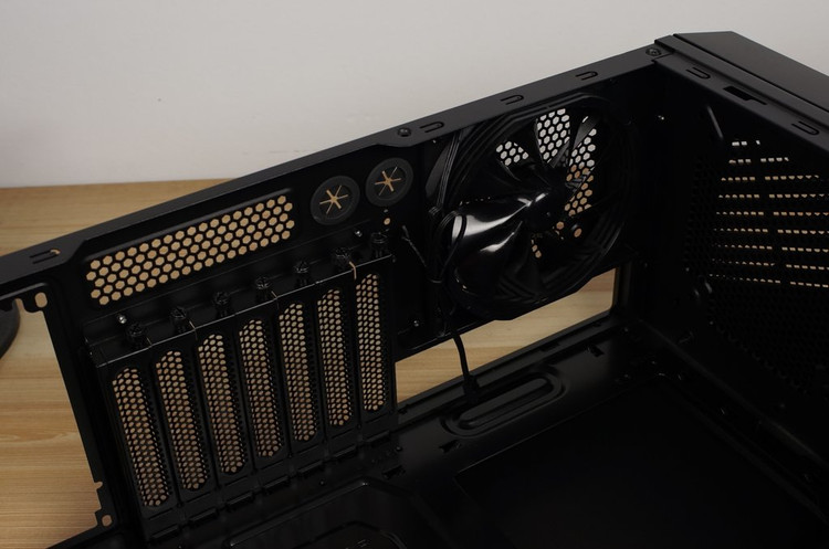 告别杀马特风格，迎来金牛座与魂的结合，富钧机电装机体验