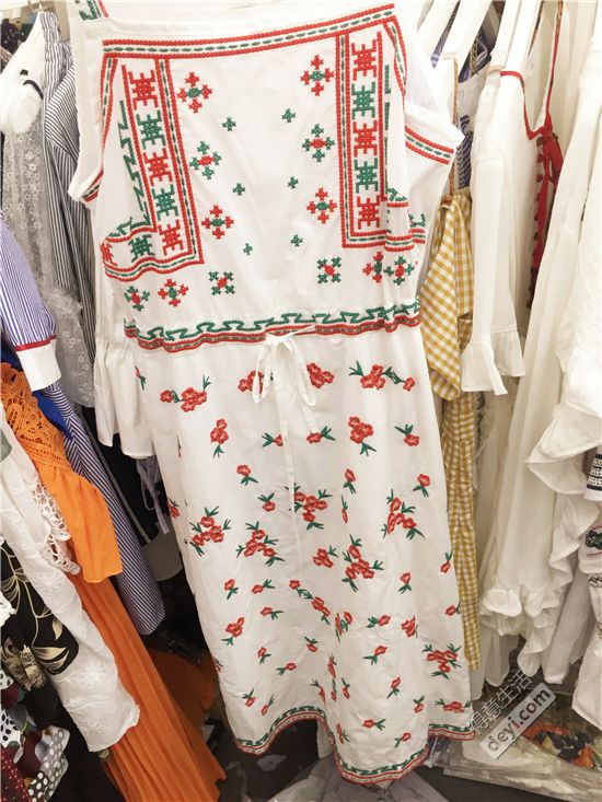 揭秘淘宝店铺和企业店铺,揭秘淘宝衣服进货渠道