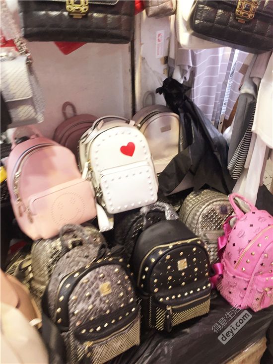 揭秘淘宝店铺和企业店铺,揭秘淘宝衣服进货渠道