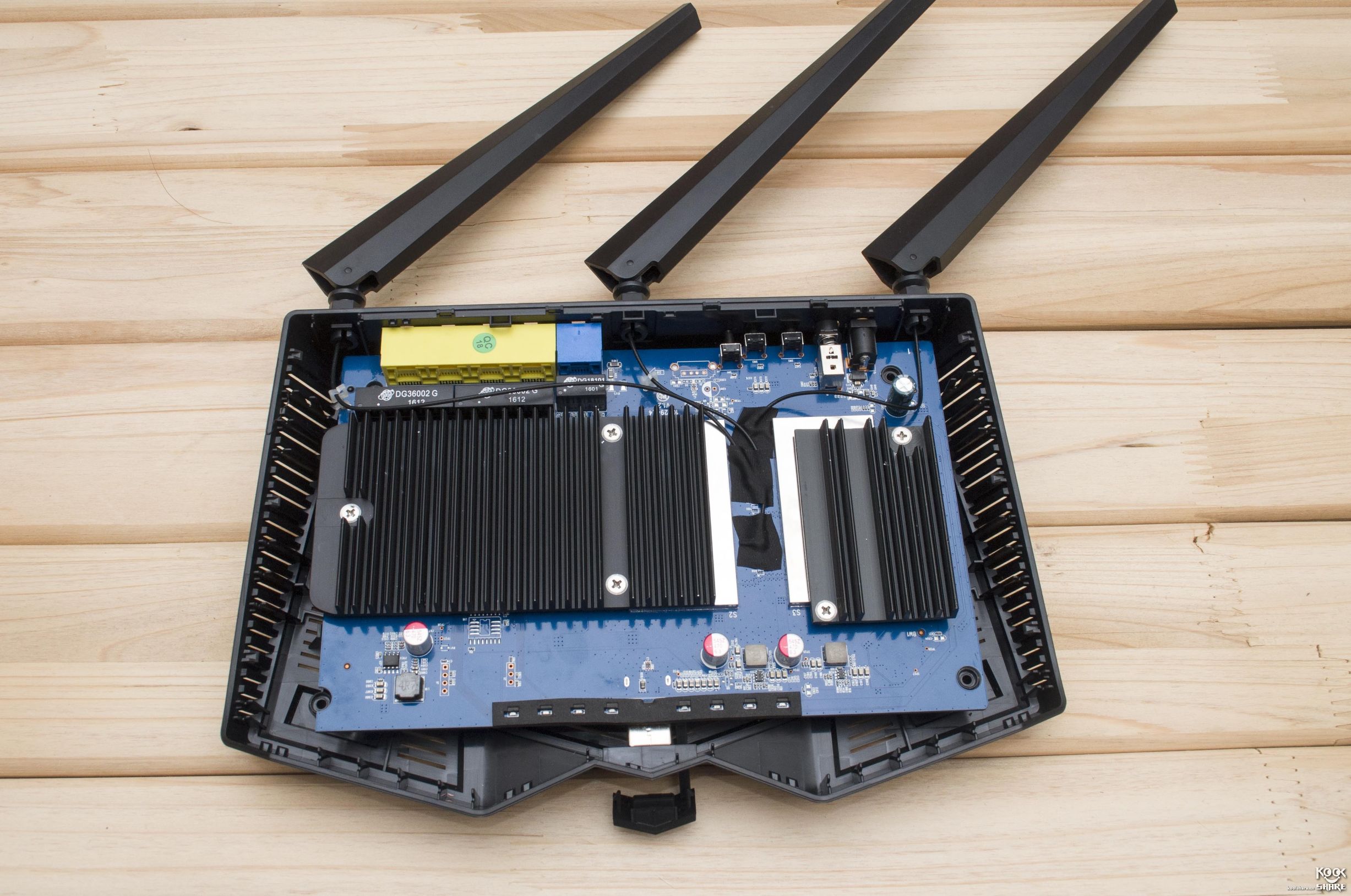 腾达ac18拆解评测,腾达路由器ac11拆解评测