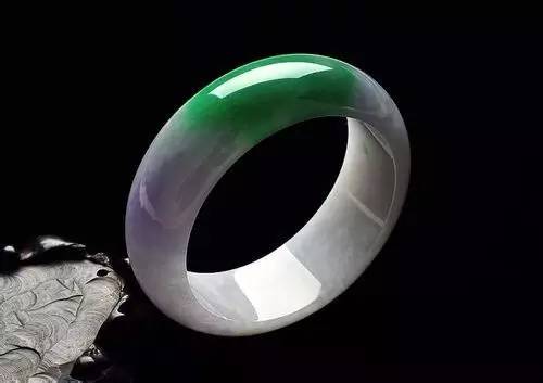 熊孩子把玉镯弄碎了怎样教育,孩子把玉镯子碰掉