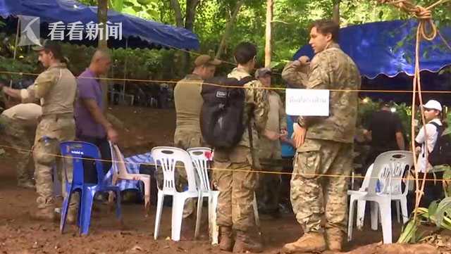 泰国少年足球队被困搜救,泰国一少年足球队在洞穴失踪9天