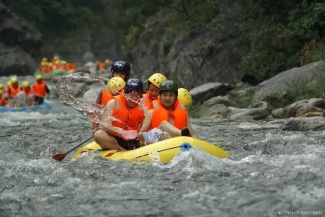 成都多地持续大到暴雨,成都强降雨