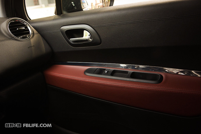 2013款标致3008试驾,法国人的浪漫