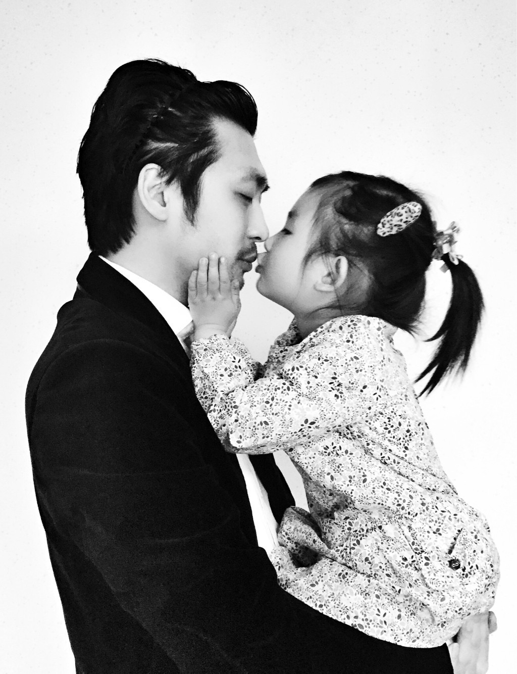 加入《时尚芭莎》10年，从美容编辑成为美容总监，把一款产品打造成一个IP，她活成了很多人想成为的模样！