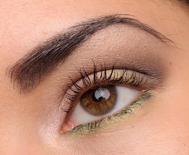 深扒金球奖彩妆（上）2016新鲜货PK经典好卖款