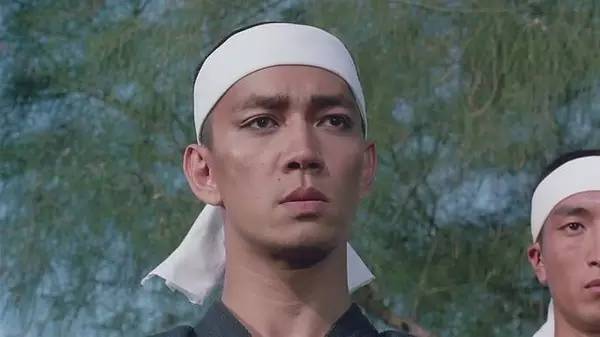 圣诞快乐劳伦斯先生讽刺的是什么,圣诞快乐劳伦斯先生图