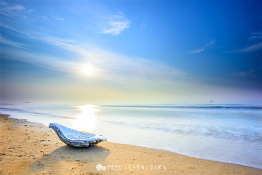 碧桂园十里金滩酒店海边上的五星酒店