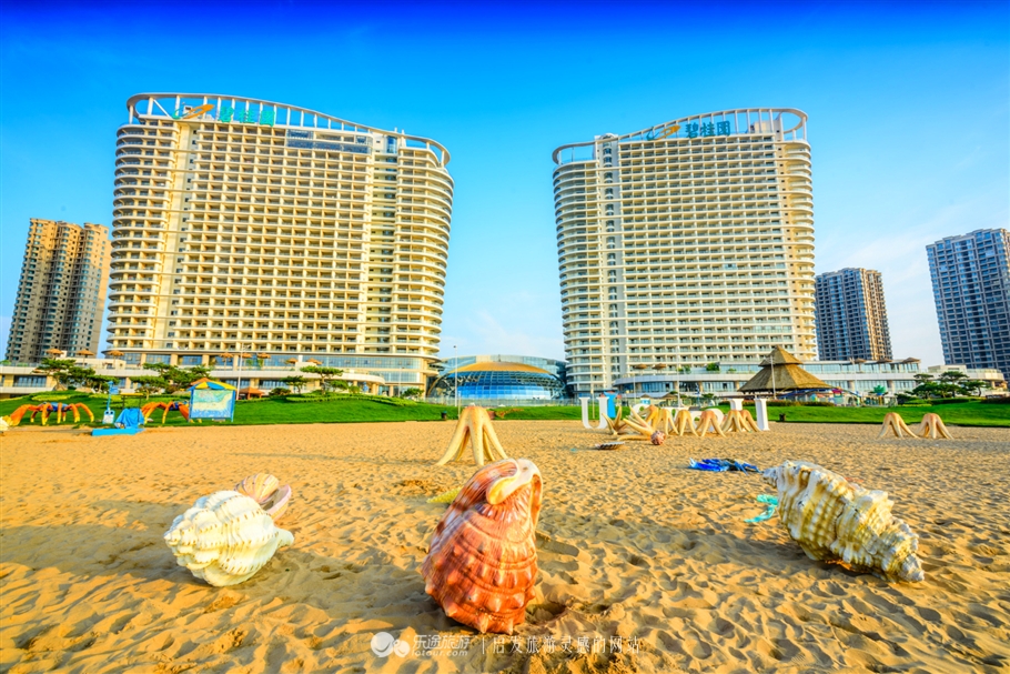 碧桂园十里金滩酒店海边上的五星酒店