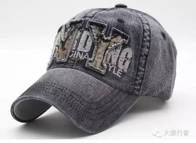 想在旅行中穿的比风景更撩人，何必东走（fei）西逛（qian